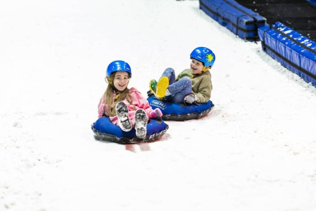 Children playing at SnowDome