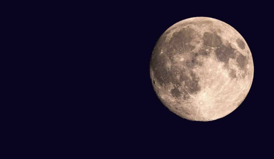 A stunning ‘Strawberry Moon’ will light up UK skies tonight with a rare golden tint  – here’s exactly when to catch June’s most famous full moon