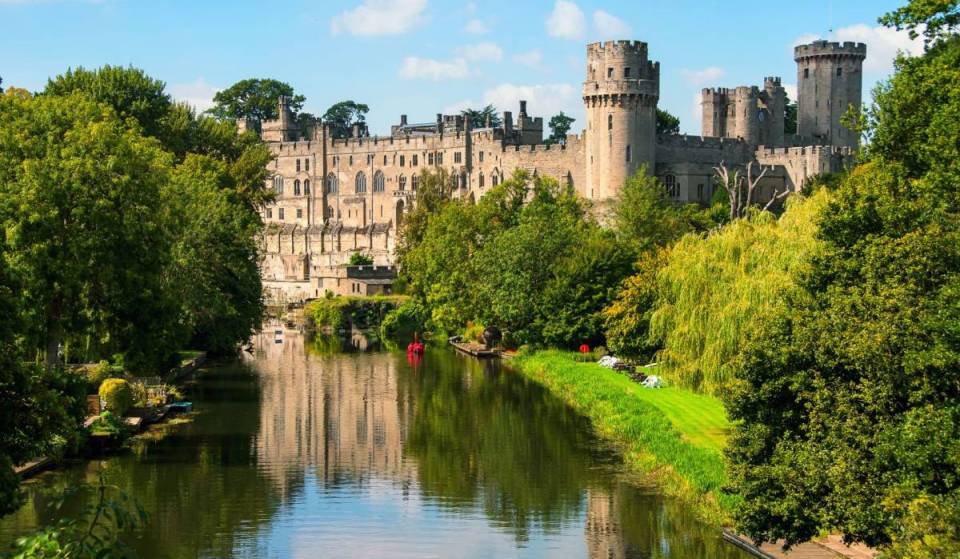 Discover the ancient castle and quirky military museums of this beautiful medieval market town located only a 30-minute train ride from Moor Street