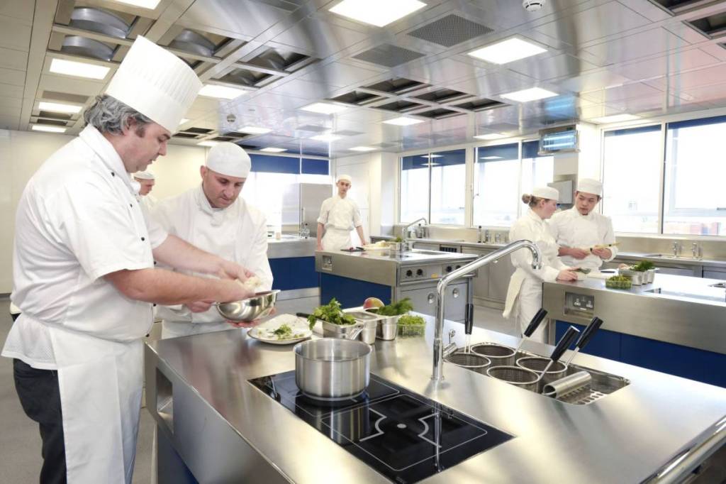 kitchens-at-university-college-birmingham