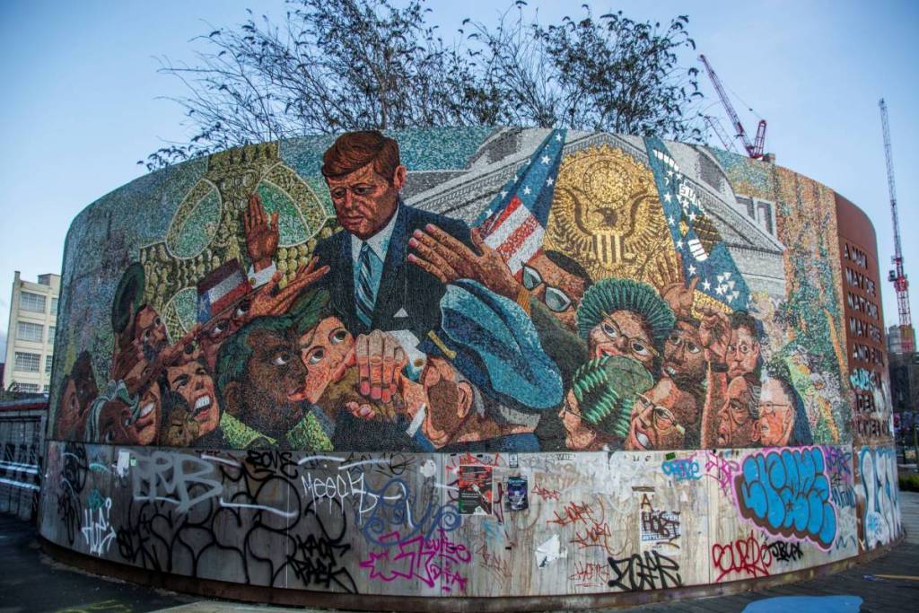 Floodgate Street,Deritend, Birmingham 21 Dec 2025 : John Fitzgerald Kennedy (1917-1963) Memorial, Birmingham which is a memorial mosaic mural by Kenneth Budd