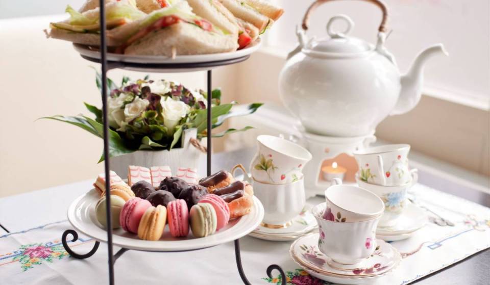 You don’t need to be in the cast of ‘Bridgerton’ to enjoy the ultimate English pastime – here are 17 unique places for afternoon tea in Birmingham featuring chocolate menus and hidden ‘pink havens’