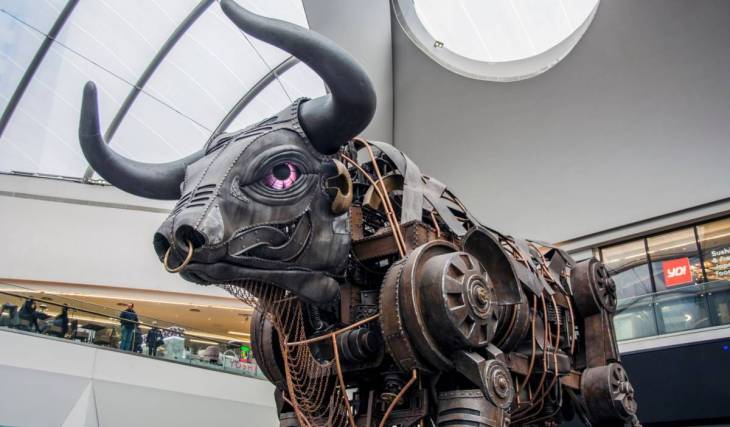The dark 16th-century secret behind Birmingham’s obsession with bulls – the grisly ‘blood sport’ origins of the 10-metre Ozzy beast and the iconic Bullring