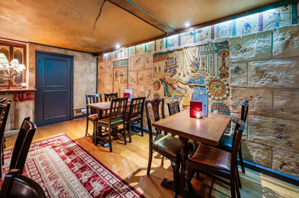 Egyptian room