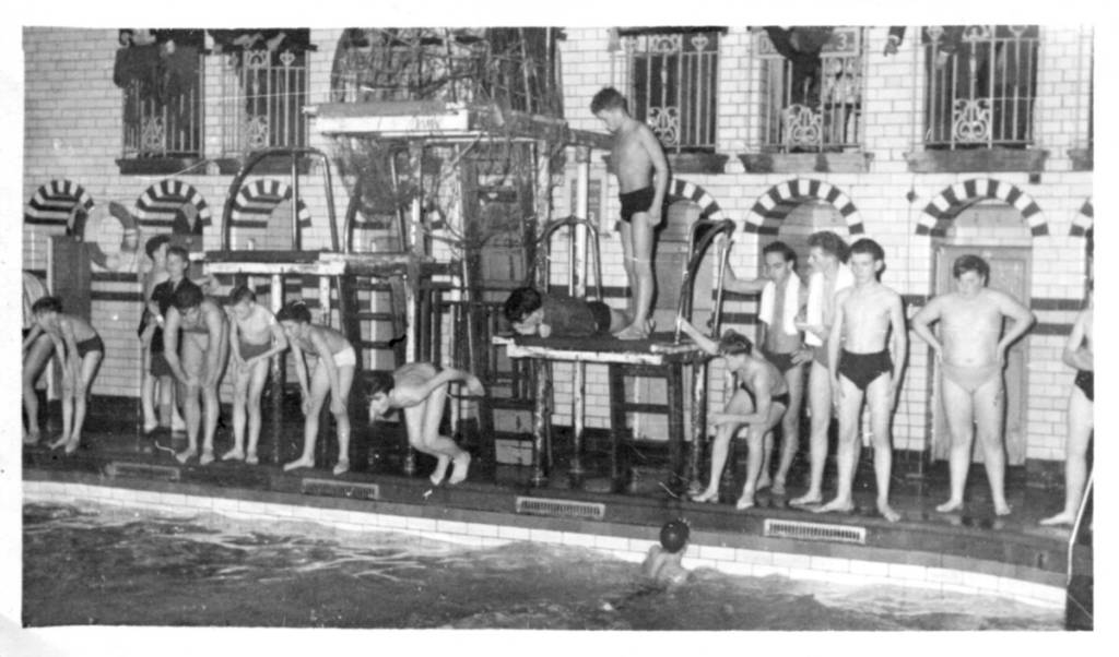 An old photo of Moseley Road Baths