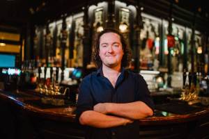 Meet Peter Connolly: The Birmingham landlord who fought the UK’s brutal pub closure crisis to save Digbeth’s historic 1797 Anchor with “pints, cobs and the craic”