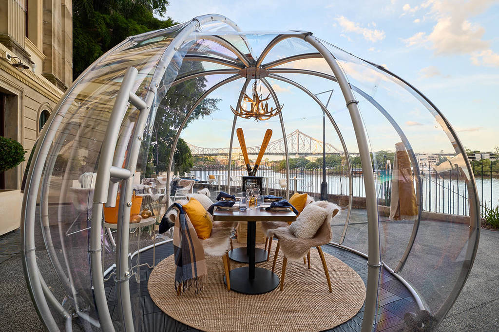 veuve clicquot igloos