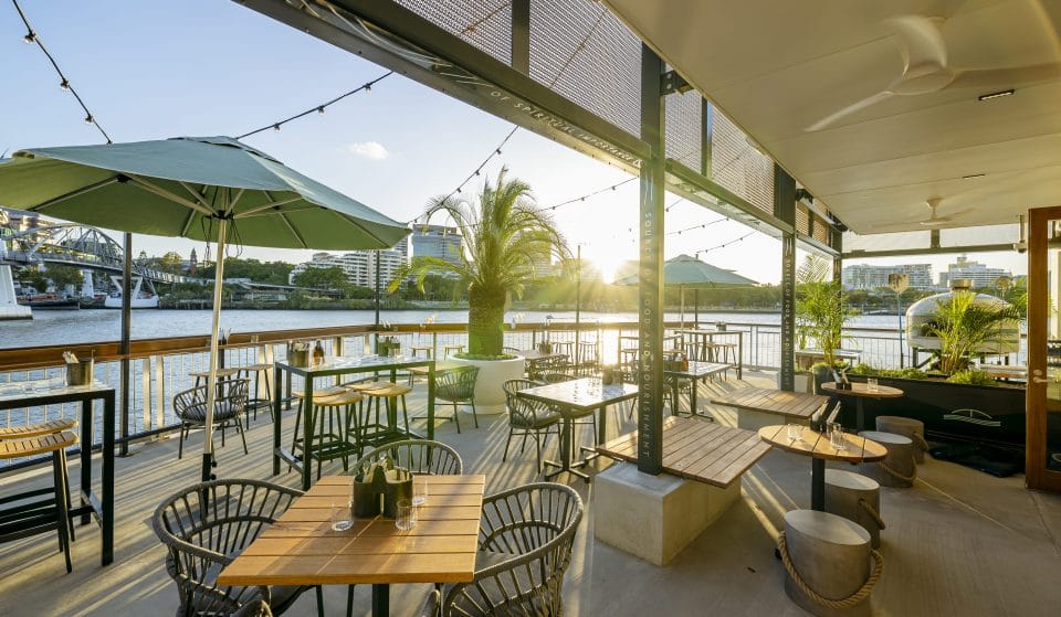 This Over-The-Water Bar Is Now Open On Thursdays And They’re Doing Pizza And Prosecco Specials · Will & Flow