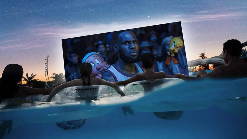 Wet &#8216;N&#8217; Wild Has Set Up An Outdoor Cinema In Their Giant Wave Pool For The Summer