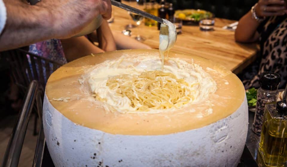 Il Verde’s Legendary Cheese Wheel Pasta Is Back For An Authentic Italian Dining Experience