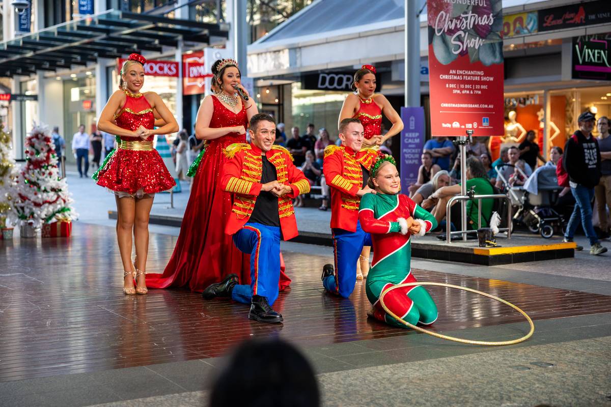 christmas on queen street