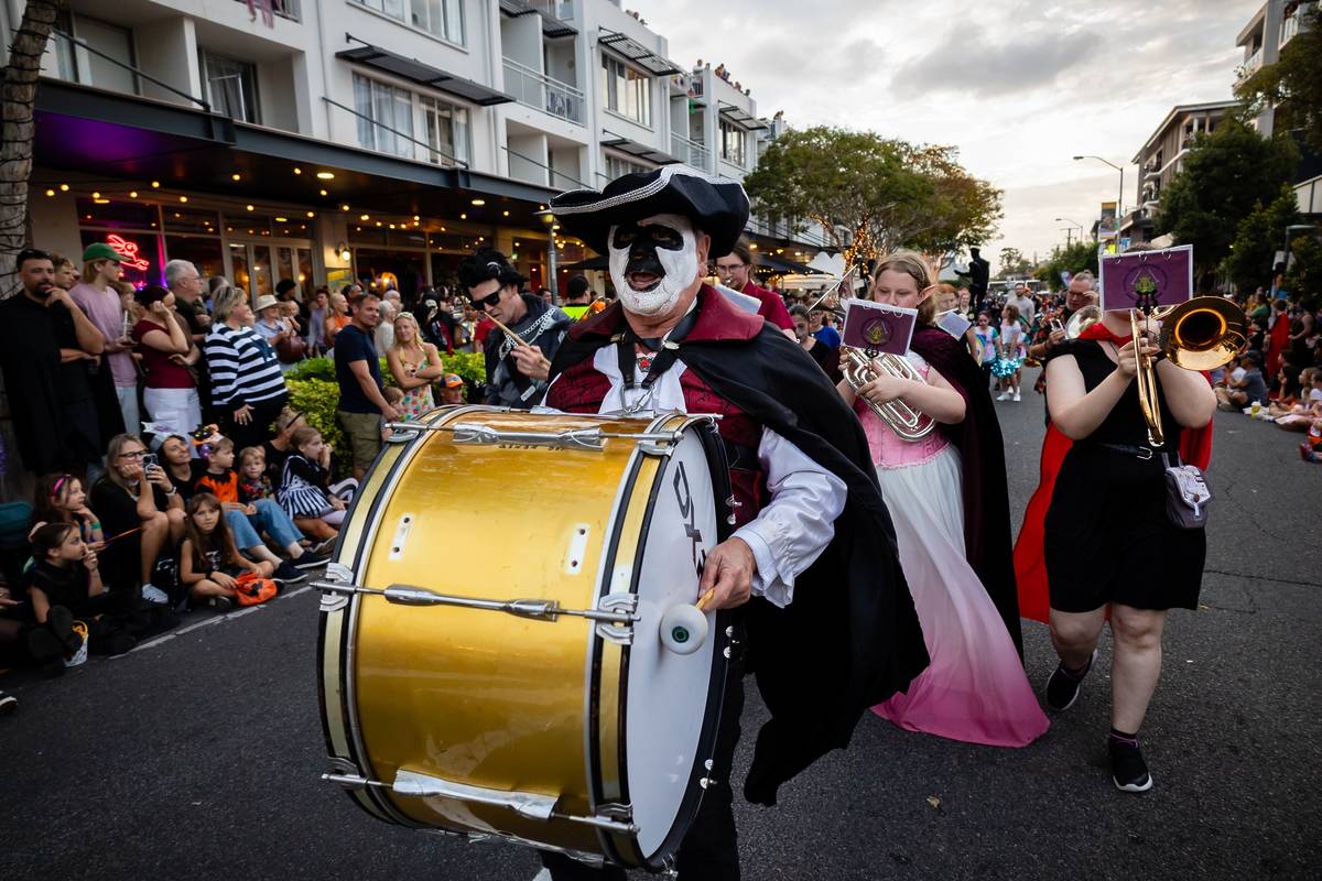 wynnum halloween parade