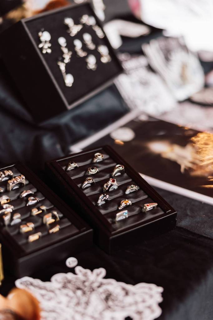 the great artist market jewellery