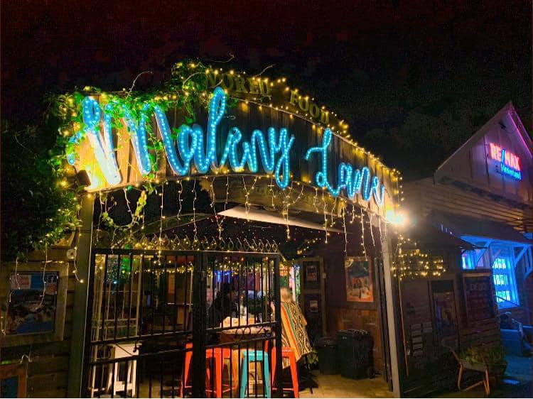 maleny lane at night