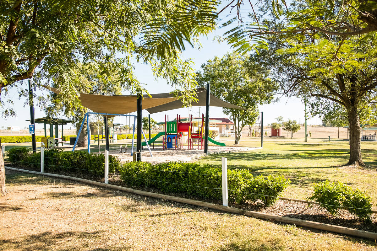 chinchilla botanic parkland