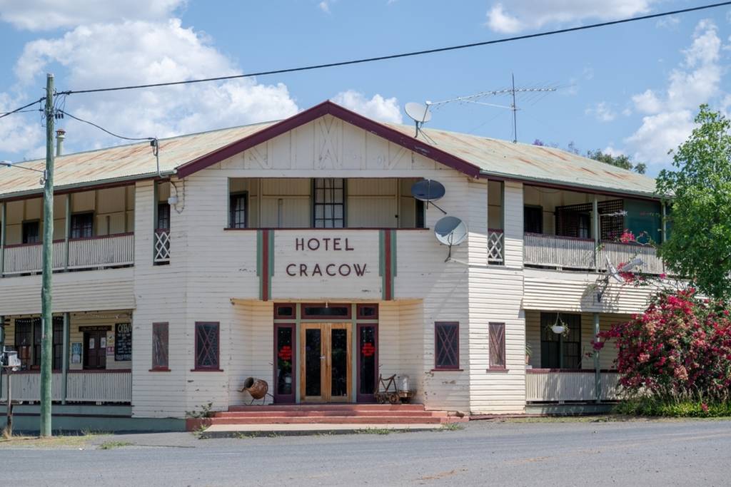 cracow queensland hotel cracow ghost town