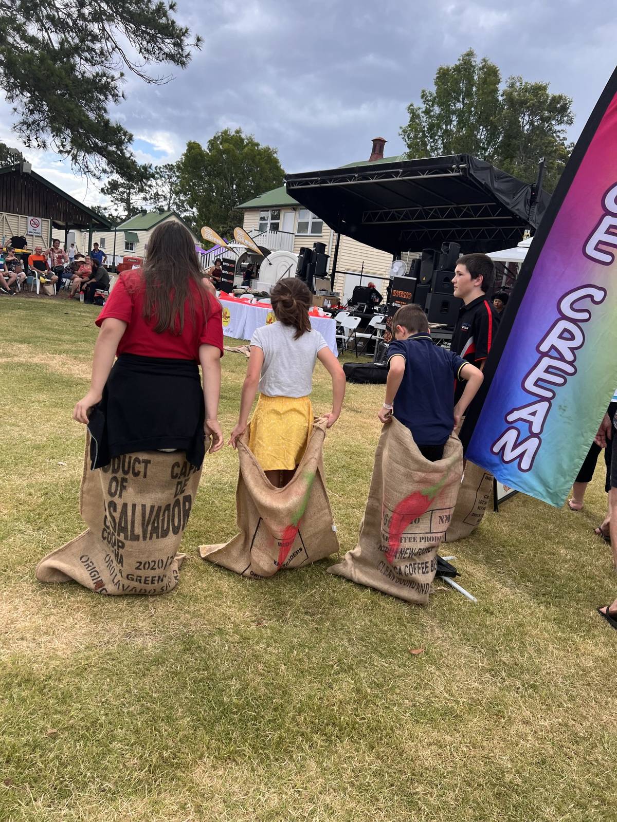 kids sack race queensland superhot