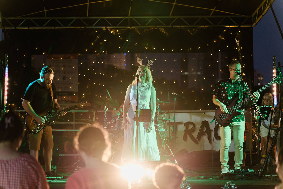 hota twilight christmas markets live music