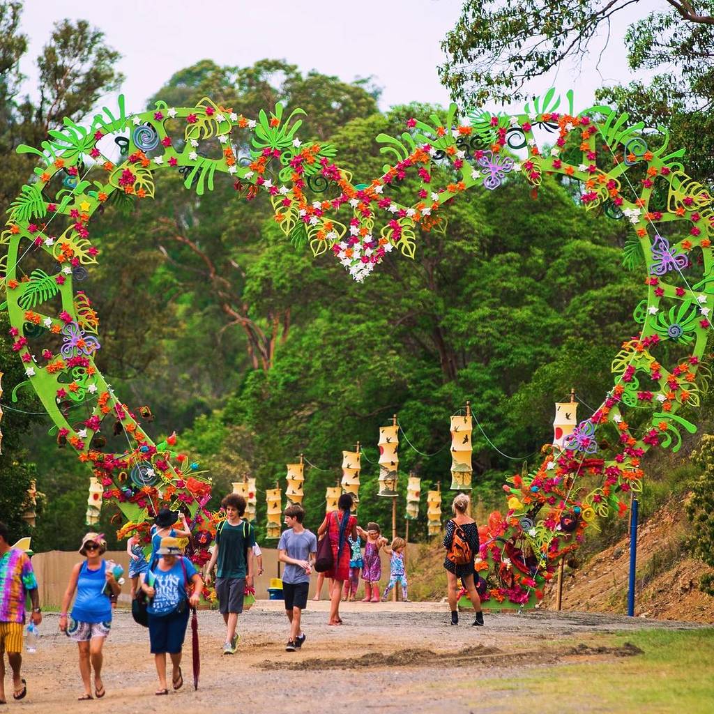 Woodford Folk Festival heart arch