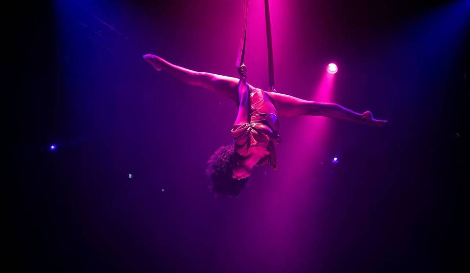 Seductive Cabaret Meets Stunning Acrobatics At This Internationally Acclaimed Performance