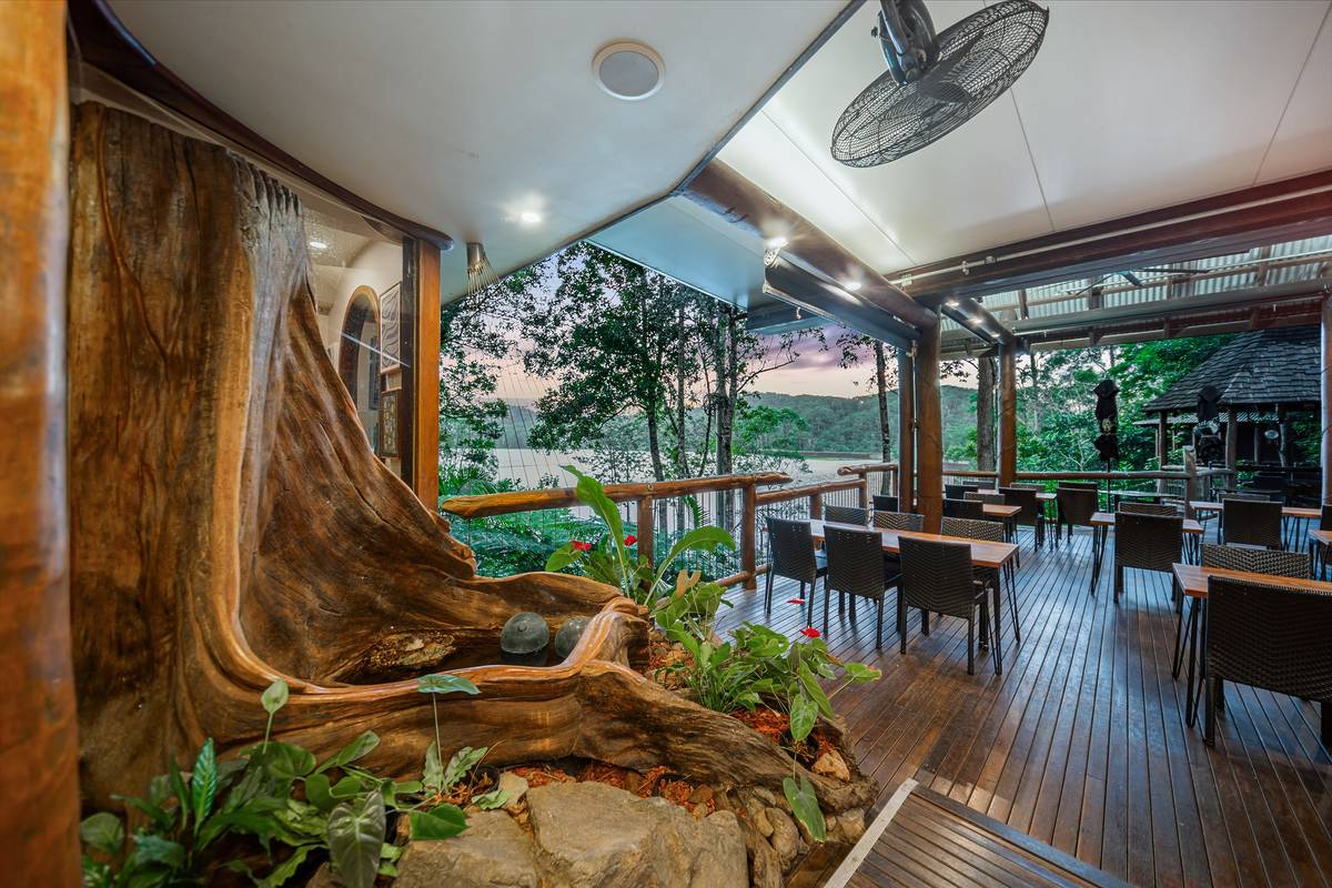 Secrets on the Lake restaurant montville