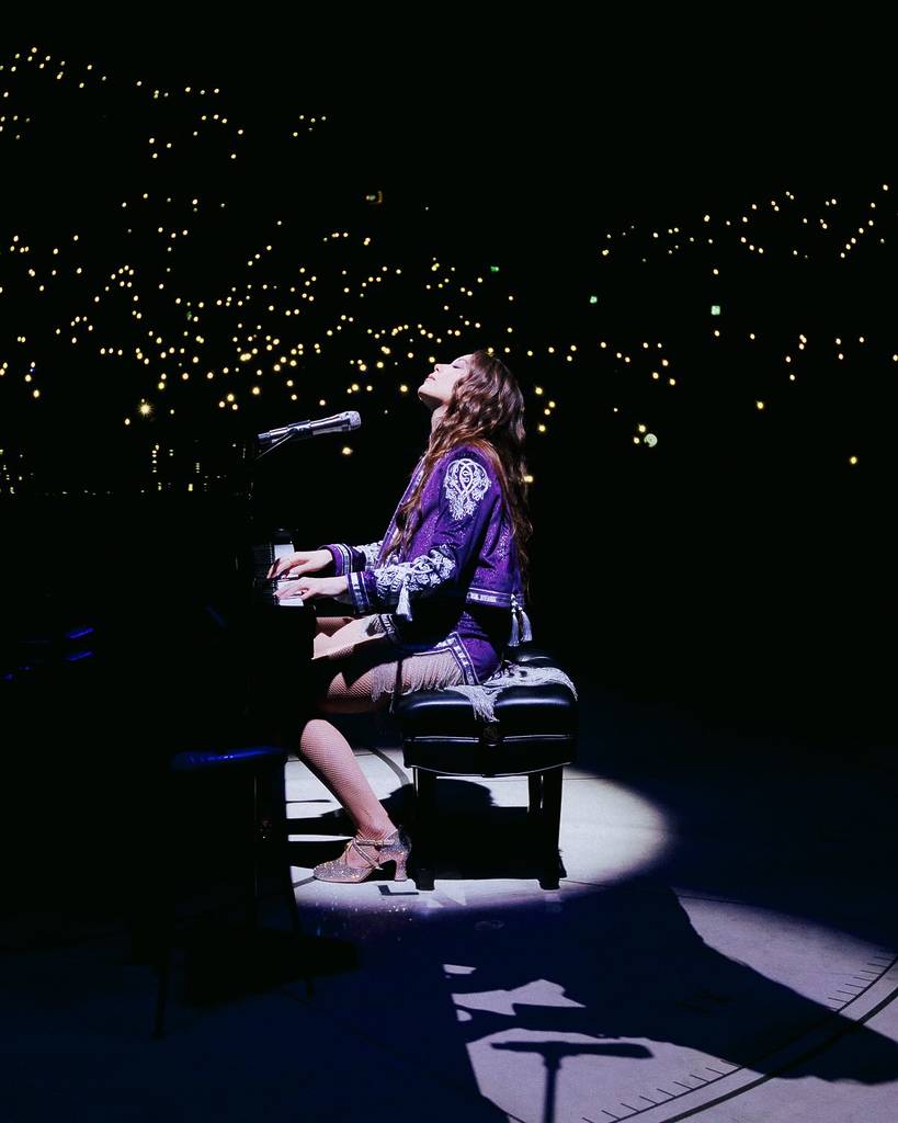 laufey piano matter of time tour brisbane
