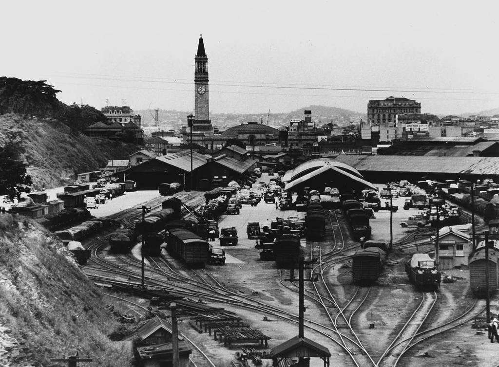 roma street parkland railway station 1953