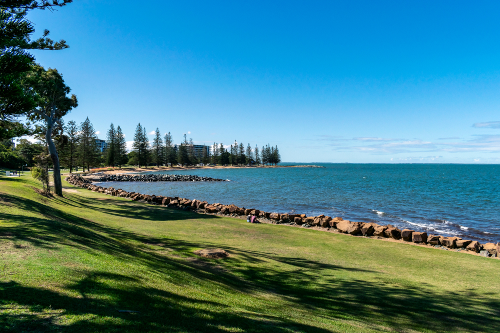 scarborough bay walk queensland