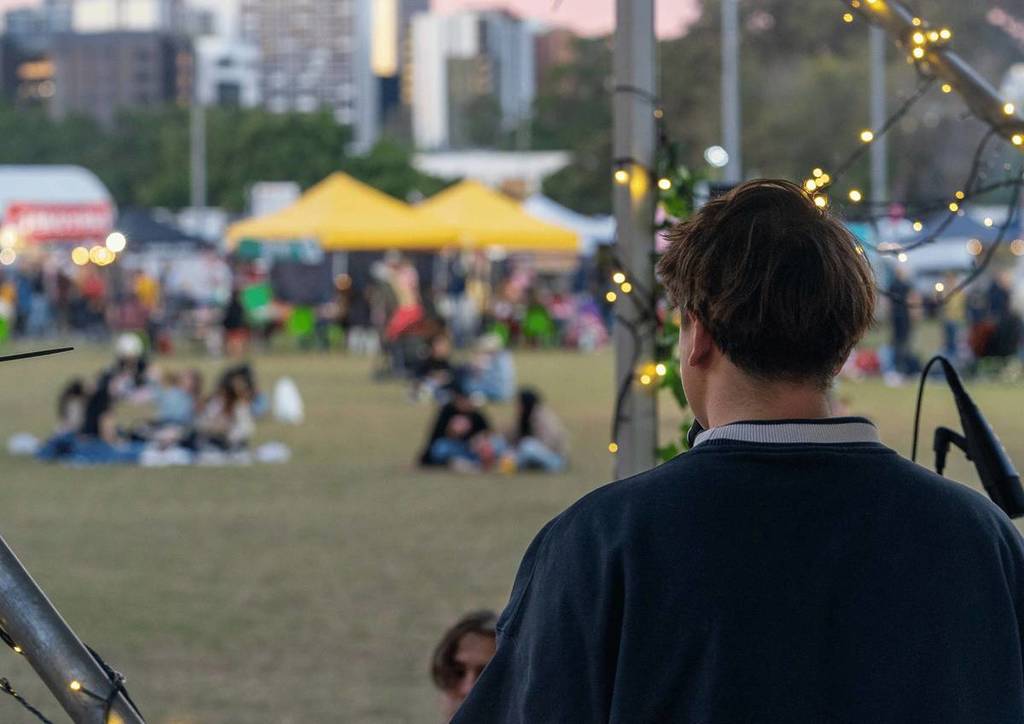 west end winter solstice market live music