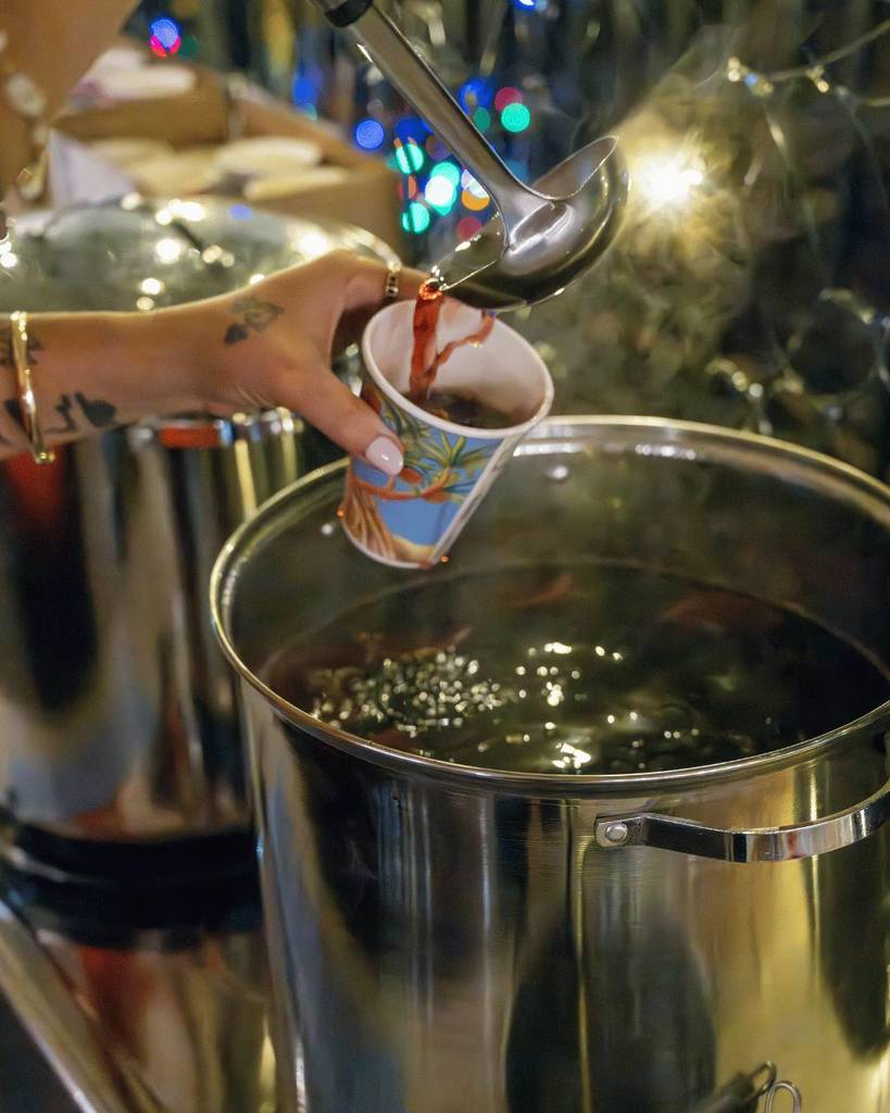 west end winter solstice market gluhwein