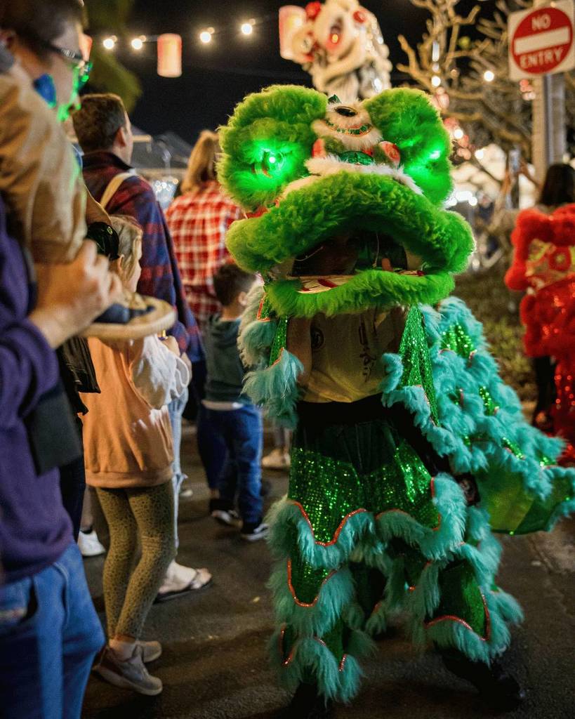 hota hawker night market lion dance surfers paradise
