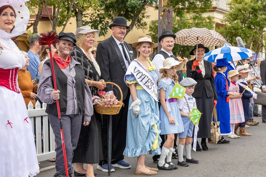 mary poppins festival maryborough queensland