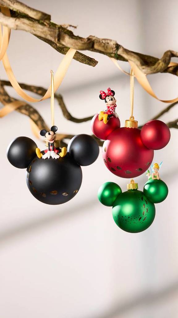 disney store brisbane pop up baubles christmas in july