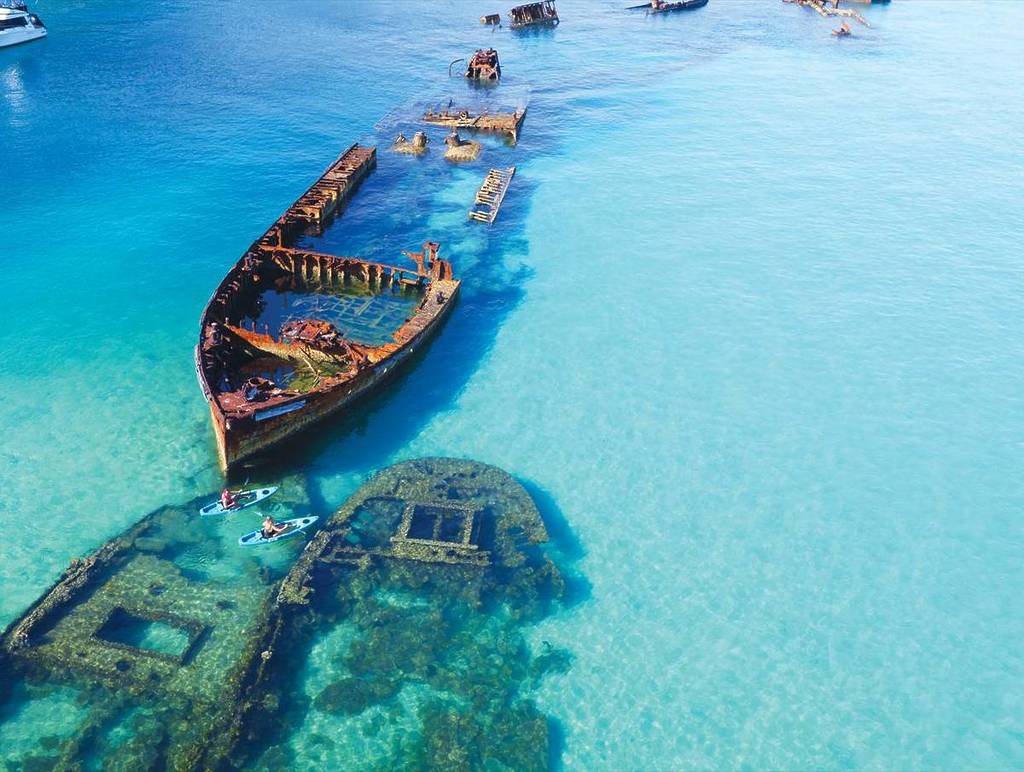 shipwreck kayaking tangalooma moreton bay