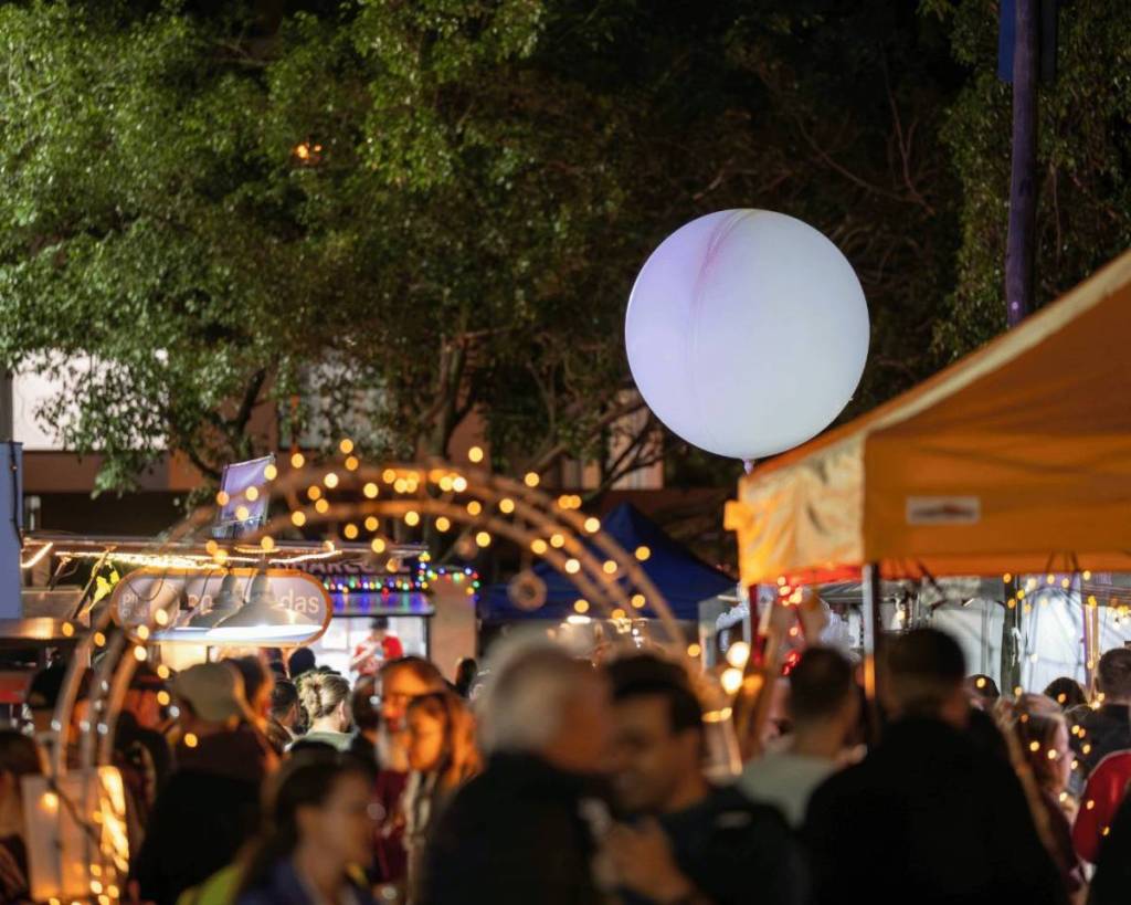brisbane city markets night redacliffe place