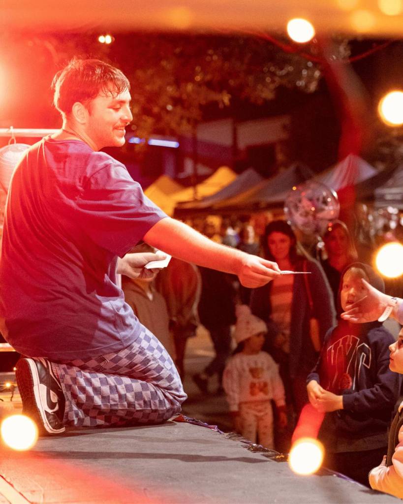 brisbane city markets night redacliffe place stage