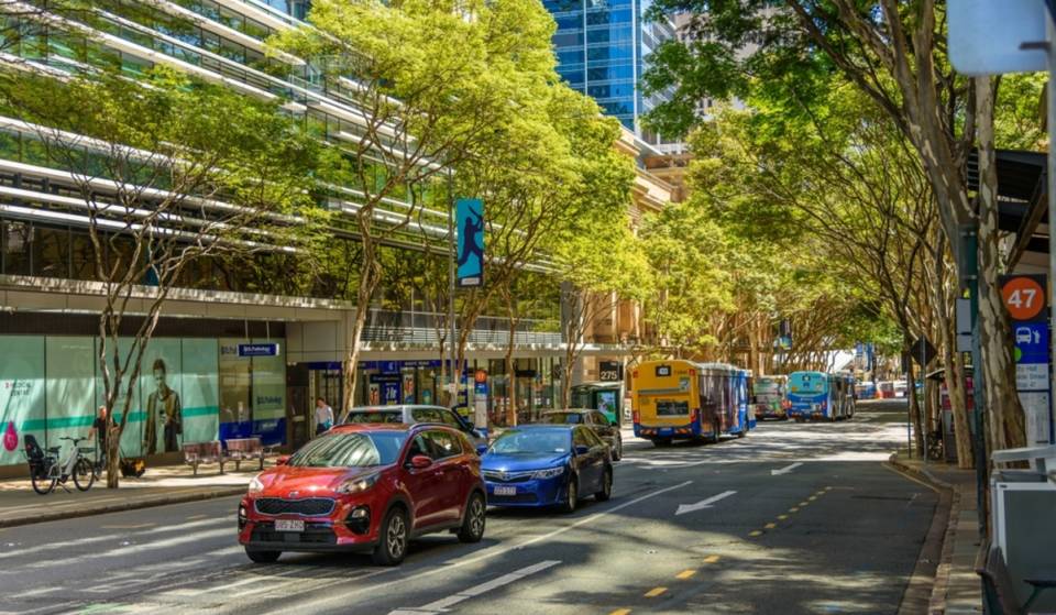 Brisbane to trial AI traffic lights across 37 intersections on Logan and Kelvin Grove roads to cut delays and prevent rear-end crashes