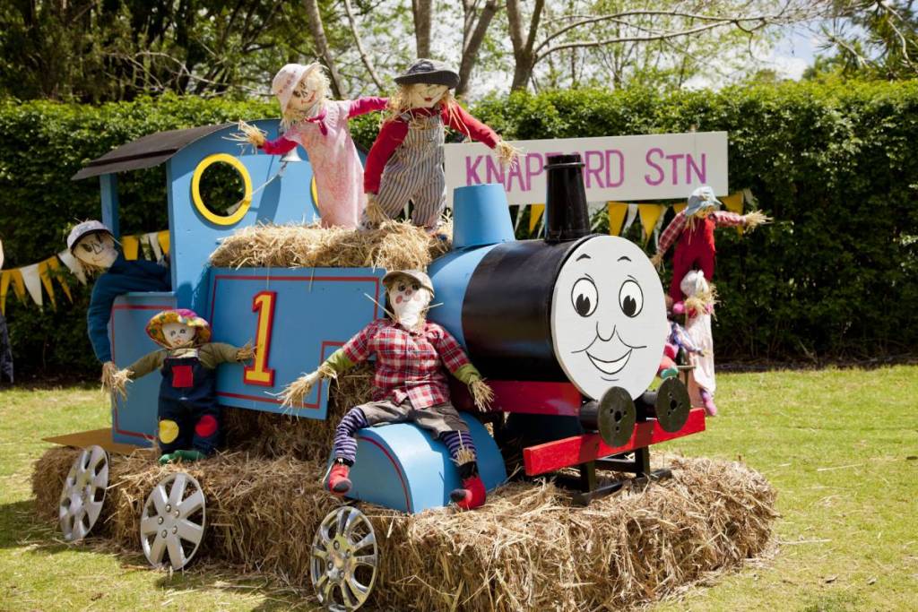 tamborine mountain scarecrow trail thomas the tank engine