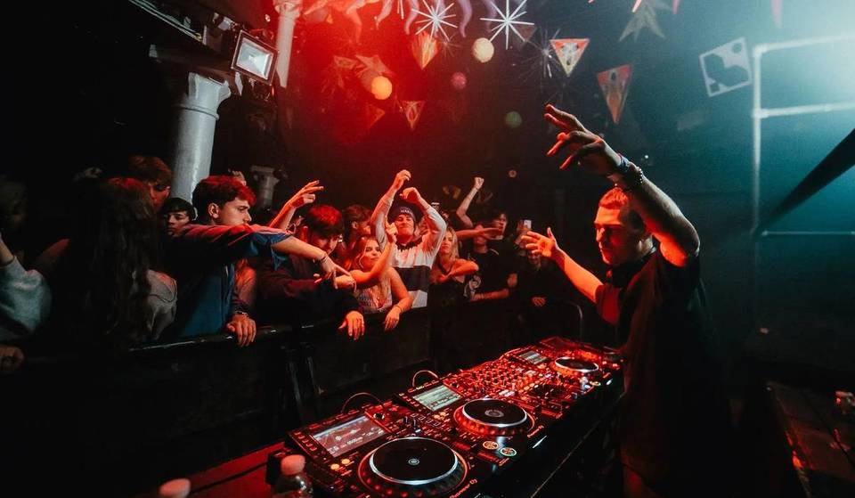 15 Of The Very Best New Year’s Eve Parties In Bristol – From A ‘House Party’ To A Mansion Rave
