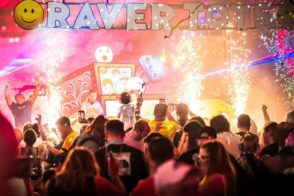 There’s A Kid-Friendly Day Rave Happening This New Year’s Day In Bristol