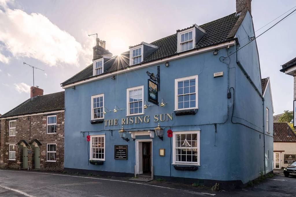The Rising Sun Has One One Of The UK's Best Beer Gardens