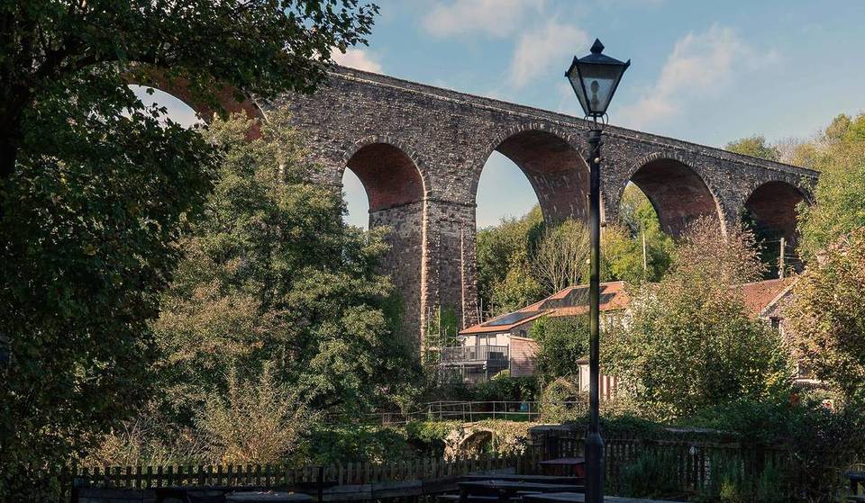 This Riverside Beer Garden Has The Most Breathtaking View – And Is Only 20 Minutes From Bristol