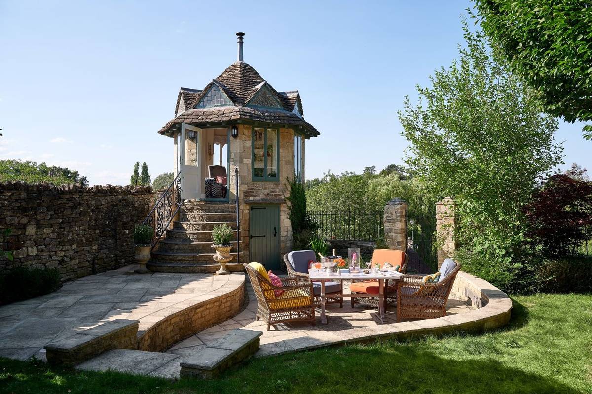 The garden at The Old Bell