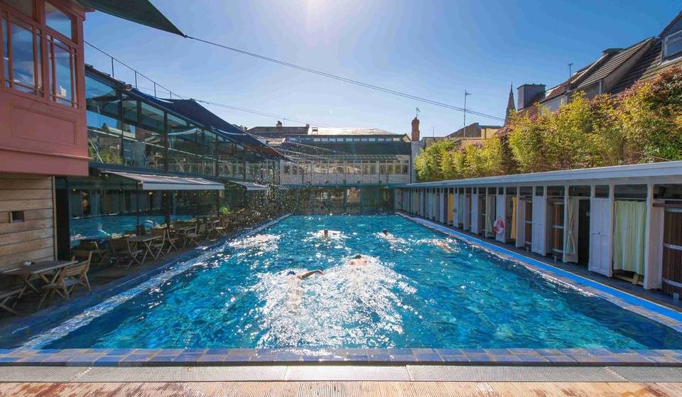 The Bristol Lido With Its Own Poolside Bar Is Like A Mediterranean Retreat &#8211; And It’s Just Been Named One Of The UK’s Best Outdoor Swimming Pools