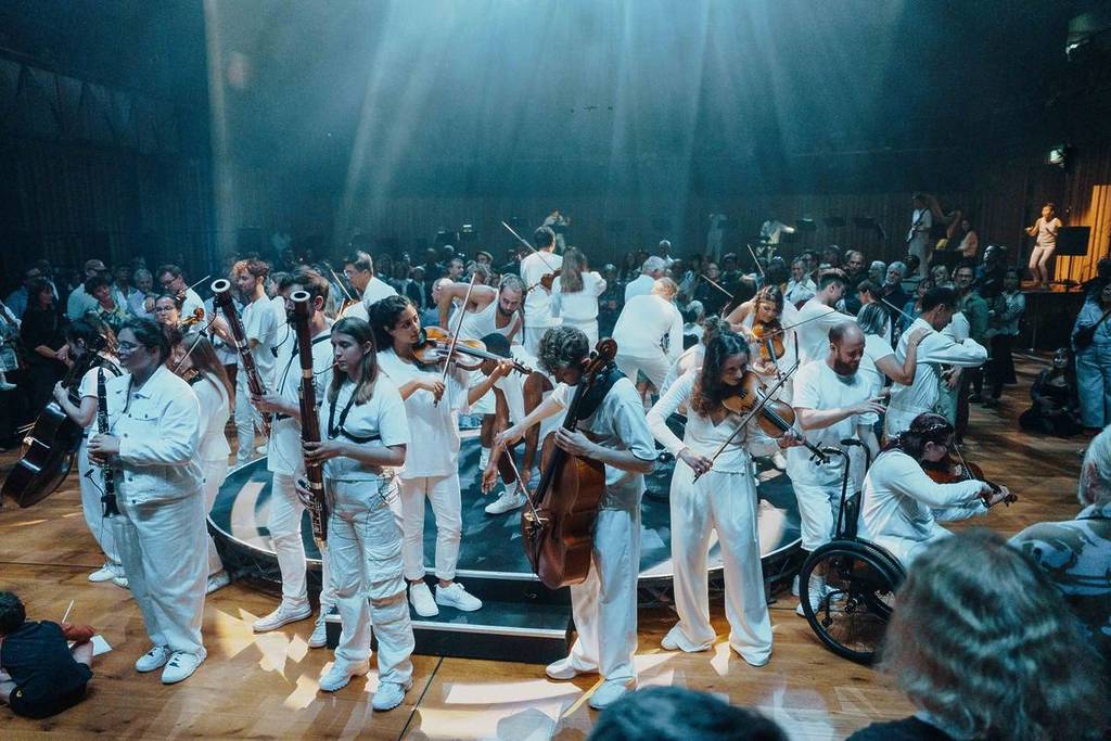 1 / 1 – Paraorchestra - The Virtuous Circle (Credit Eljay Briss).jpg