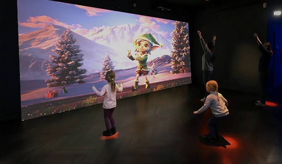 This Enchanted Christmas Experience Where You Can Travel To The North Pole And Even Become An Elf Yourself Is Finally Open In Bristol