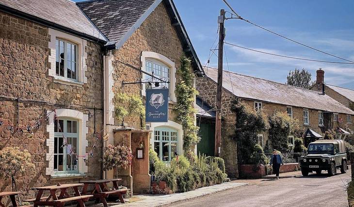 1 Hour From Bristol, This Somerset Pub Has Its Own B&#038;B, Bakery And Has Been Named One Of The Best In The Country &#8211; And You Must Check Out This Charming Tudor Estate When You Visit