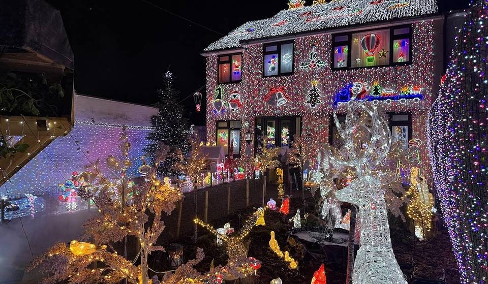 The Most Christmassy House In Bristol Is Back Even Bigger And Brighter This Weekend – Featuring Over 150,000 Lights, Interactive Buttons And A Magical Wishing Well