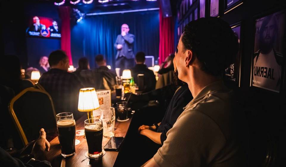 This Most Magical Pub In Bristol Has A Secret 1920s-Themed Theatre – Famous For Close-Up Tricks And Top Comedians