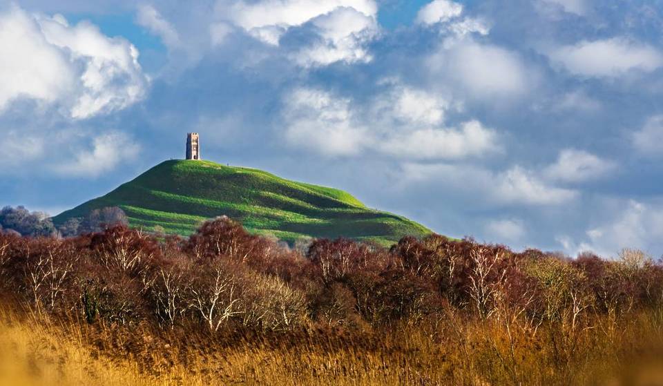 The UK’s Second Best Christmas Walk Is Only 1 Hour From Bristol – With Incredible 360-Degree Views And A Hidden Cave Legend